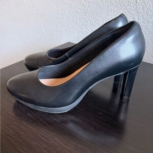 Clark’s Collection Ultimate Comfort Women's Heels Black Size 6.5